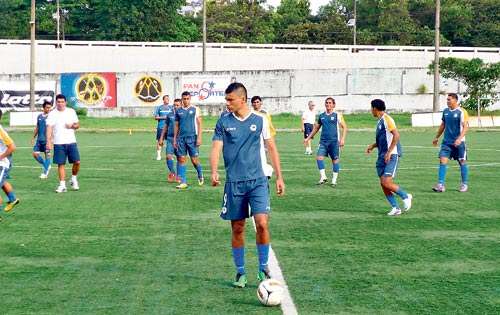 <p>Trabajo. Hoy, Nicaragua entrenará a puerta cerrada.</p>
