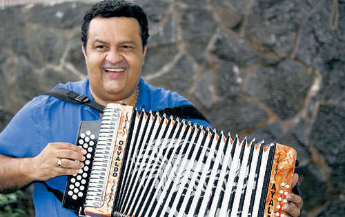 <p>Espectáculo. Osvaldo Ayala deleitará con su acordeón.</p>