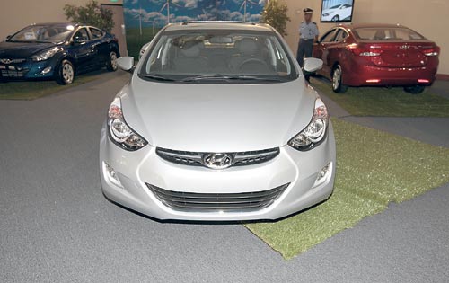 <p>Hyundai Elantra 2012</p>