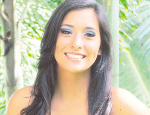 <p>Esta encantadora señorita participará en el tradicional Festival de Debutantes que organizan las Damas Guadalupanas para recaudar los fondos para financiar sus diferentes obras de caridad. Ivonne es hija de los señores Rogelio Bennet