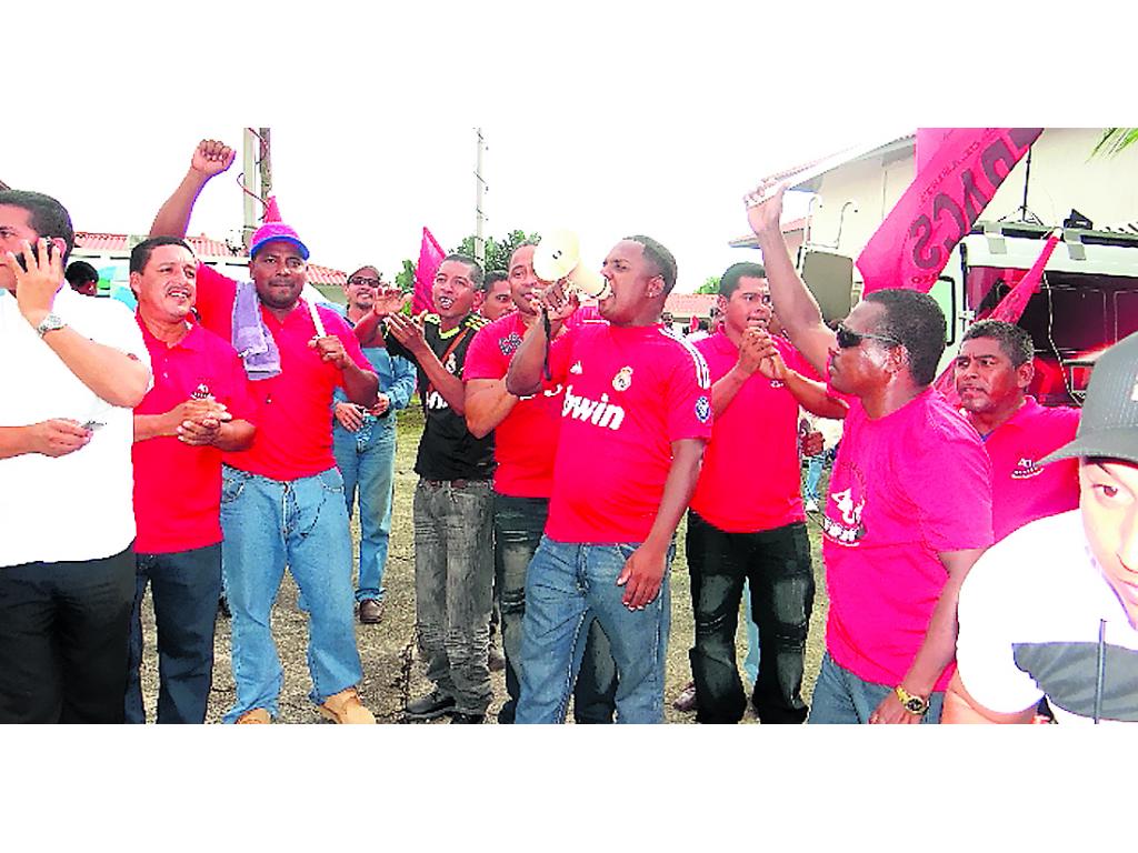 Protesta. Obreros del Suntracs se manifestaron. ()