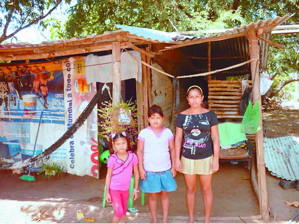 Beneficiados. Chitreanos aspiran por mejor techo.()