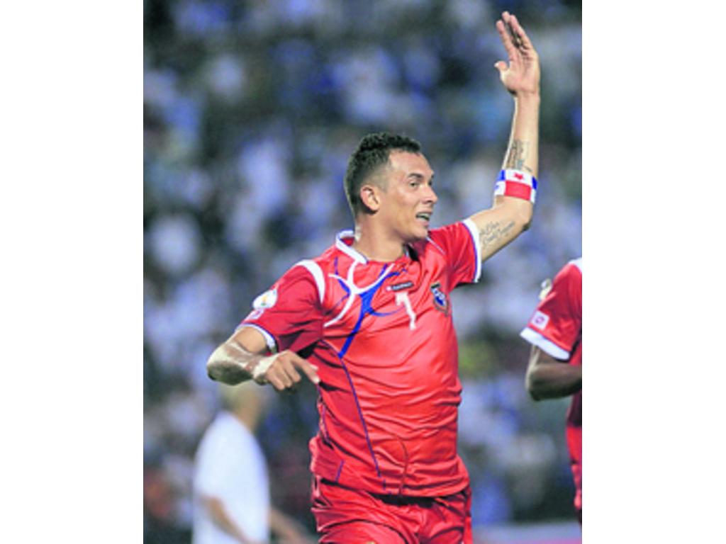 Blas Pérez será la referencia en ataque de Panamá en la Copa Oro.(Archivo)