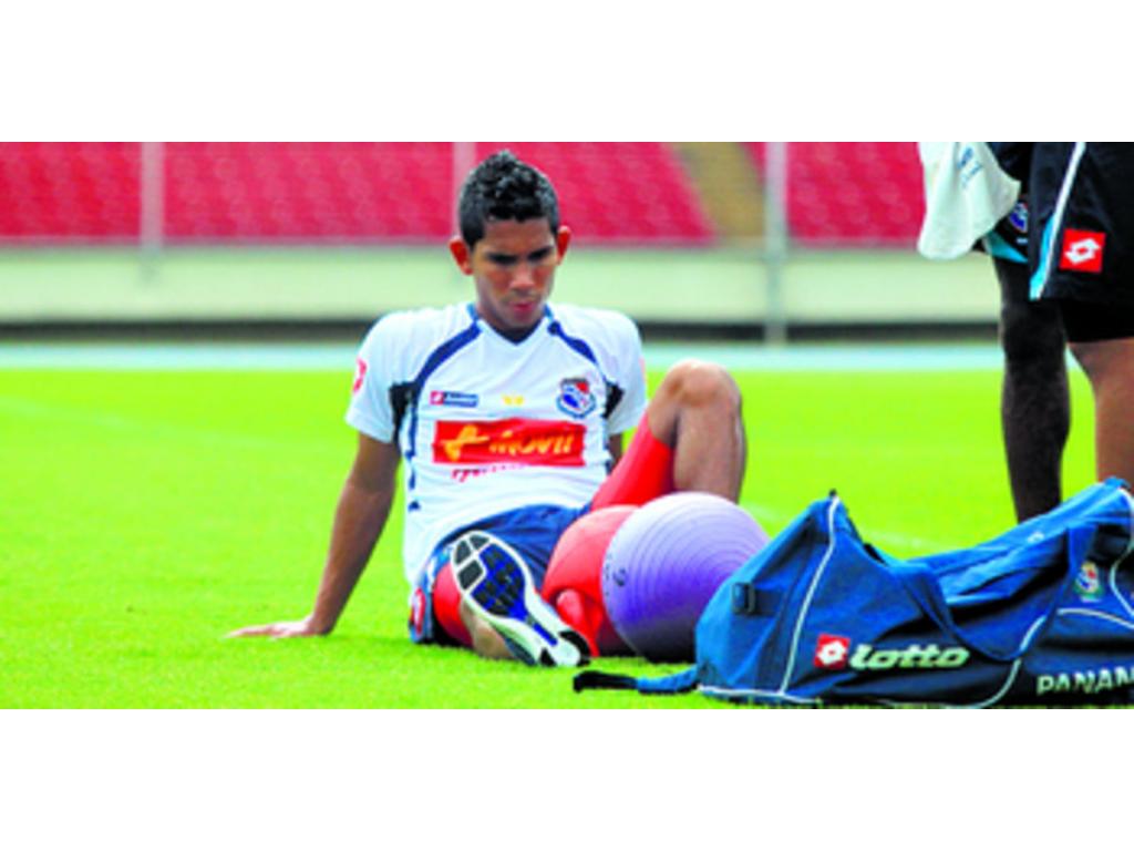 La selección nacional entrenó ayer en el Rommel Fernández.(Alberto Ortega)