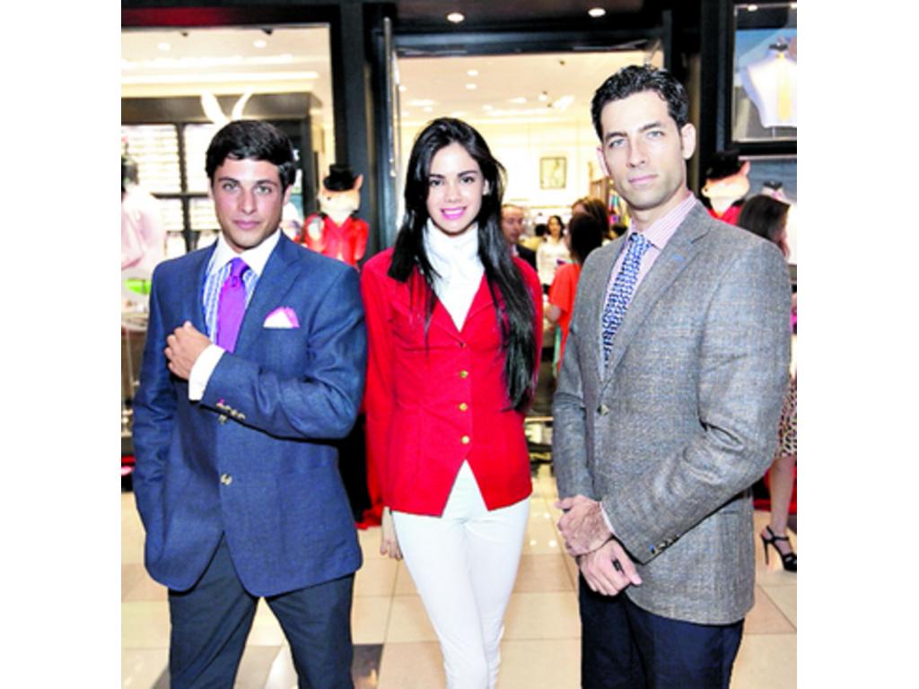 3. David Yarmagomedov, Alejandra Jaramillo y Diego Cedeño.