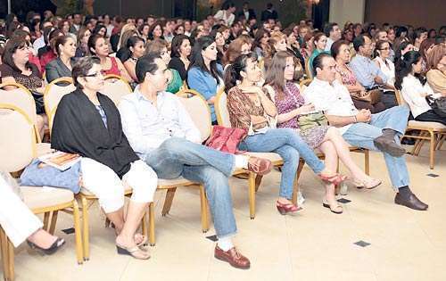 <p>Charla. Parte de la concurrencia en el Salón Los Corales. </p>