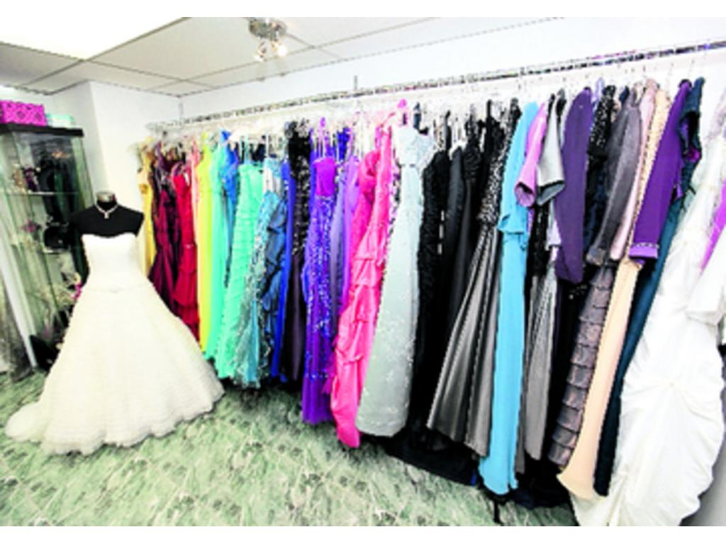3. Cuenta con gran variedad de vestidos de gala para toda ocasión.
