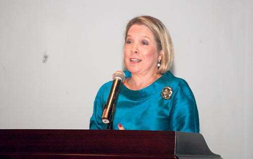 <p>Kupfer. Es escritora y editora de las artes en Panamá.</p>
