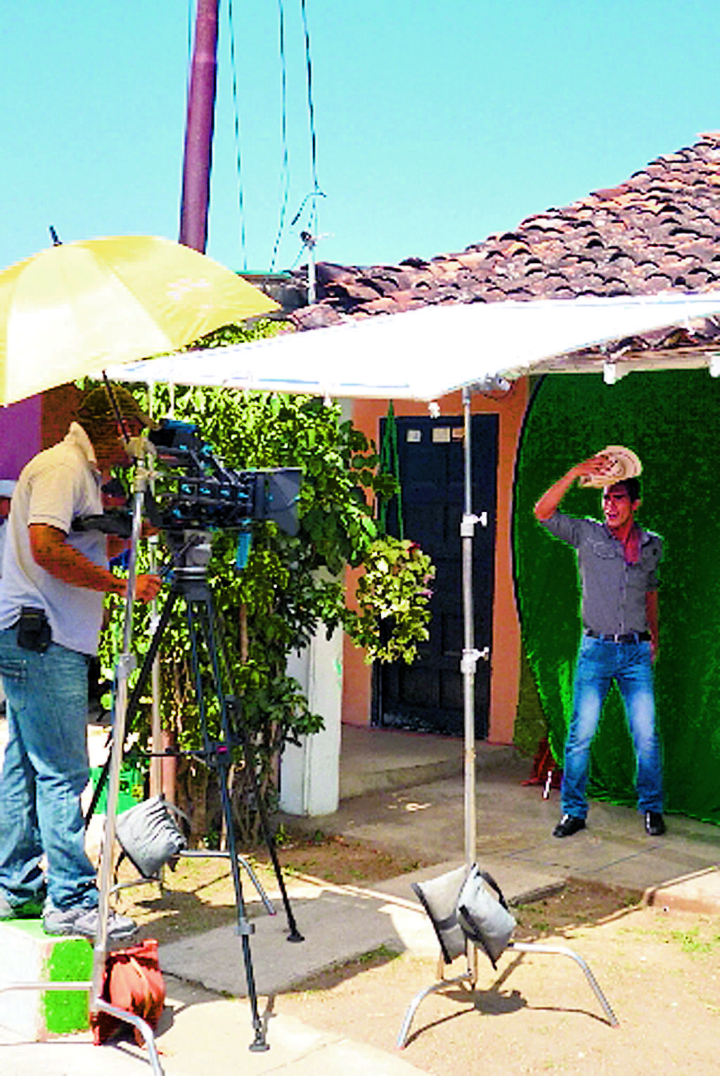 Durante la filmación.(zenaida vásquez.)