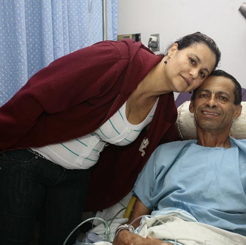 <p>Su esposa agradece las muestras de apoyo.</p>
