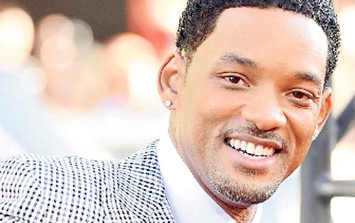 <p>Will Smith ganó $36 millones. Bajó por apoyar la carrera de su hijo.</p>