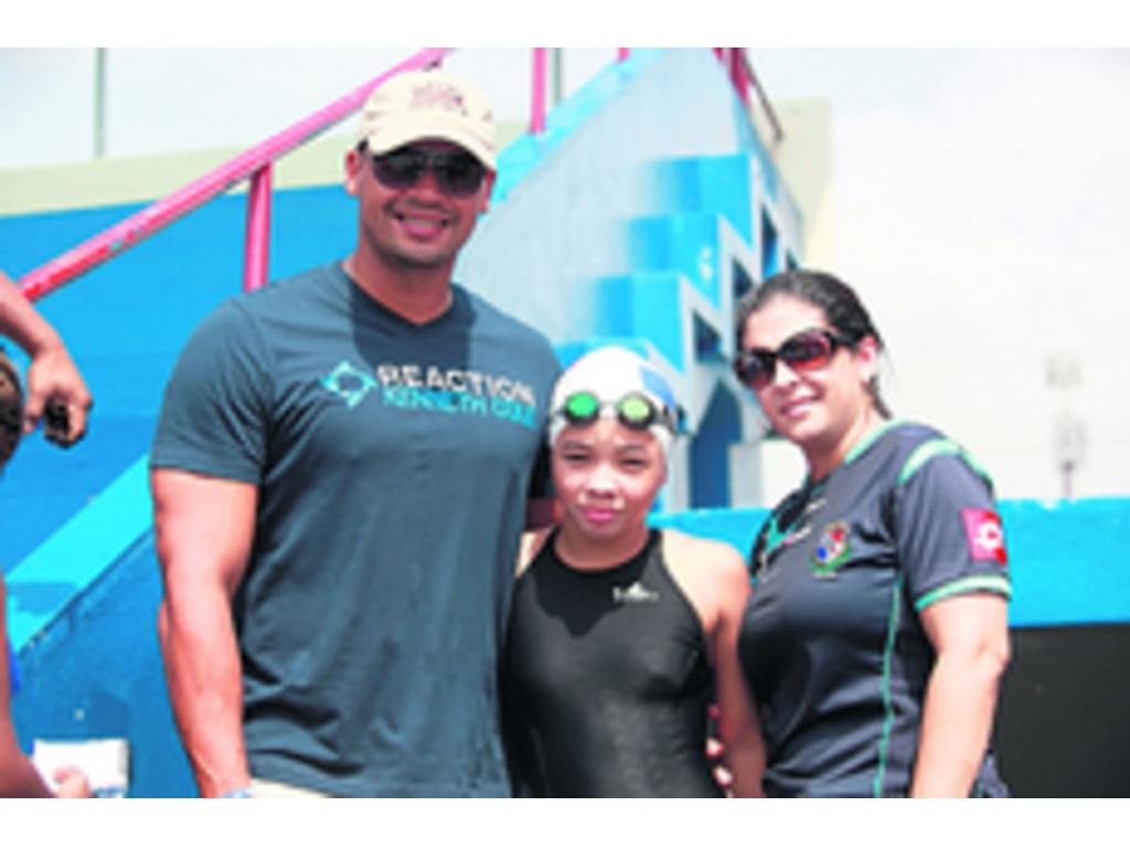 La abanderada de Panamá en los Juegos Estudiantiles Codicader a Nivel Primario, Isabella Pérez, ganó ayer la prueba de los 50 metros libre, con tiempo de 30.71. (Anayansi Gamez)