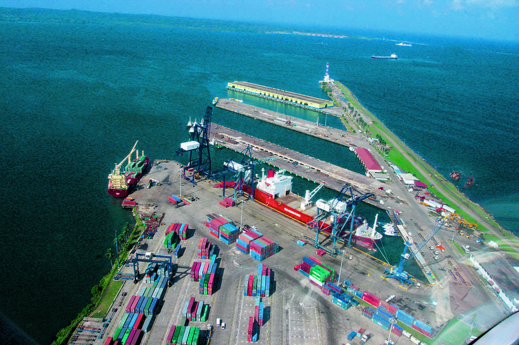 Inversión. Puertos locales y de la región se expanden.(ARCHIVO)