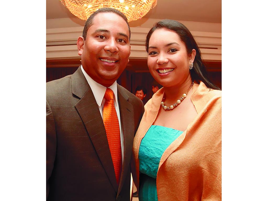 Eyceric Somoza y Gabriela de Somoza.()