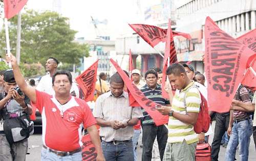 <p>Protestas. Los obreros del Suntracs se manifestaron.</p>