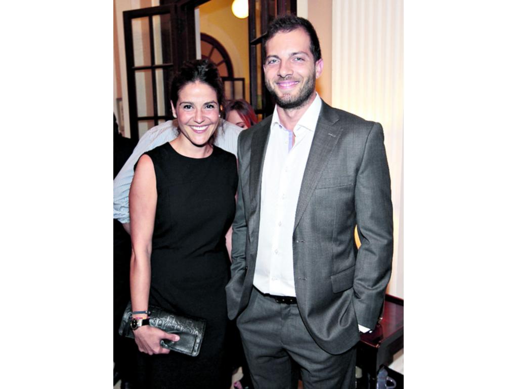 6. Manuela Camacho y Alfredo Artero.