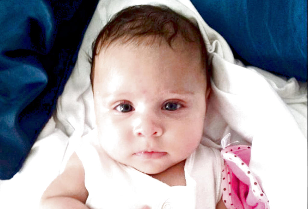 Angelical. Isabelle Esther se porta bien, dice su padre.(Cortesía.)