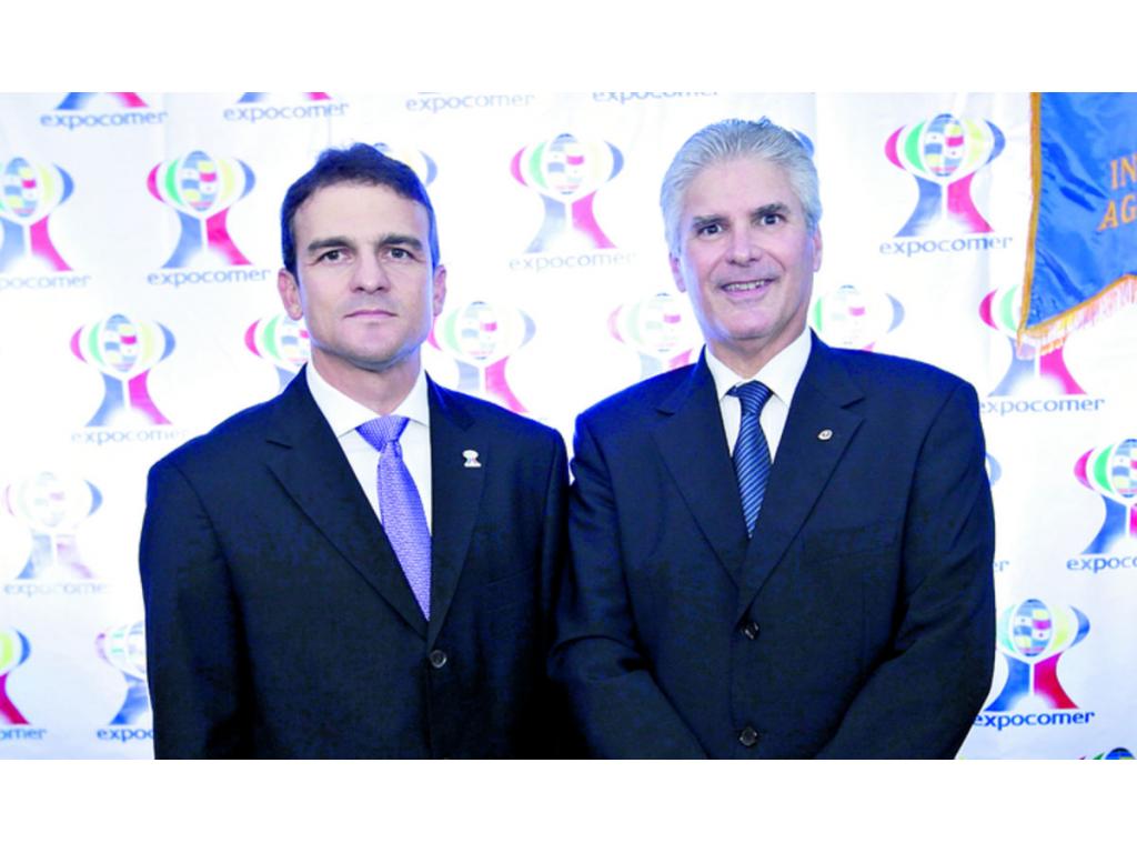 2. Oscar Ceville, Alejandra Bologna, José Javier Rivera y José Pacheco.