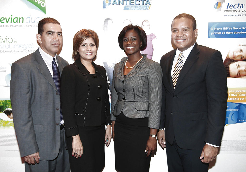 Francisco Cigarruista, Anya Gordón, Kenia Lawrence y Leonidas Alvarado.(Abel Rodríguez)