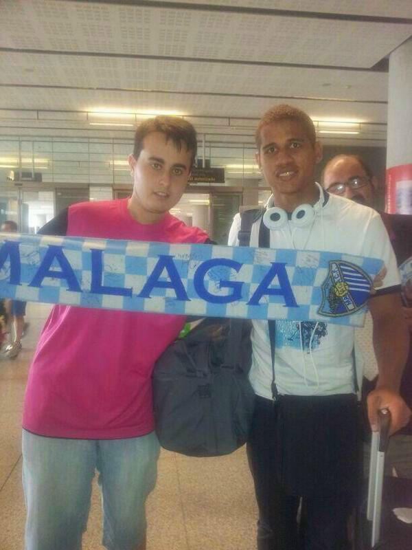 Roberto Chen a su llegada a la ciudad de Málaga .Foto/Cortesía de Alvaro Pínazo Robles