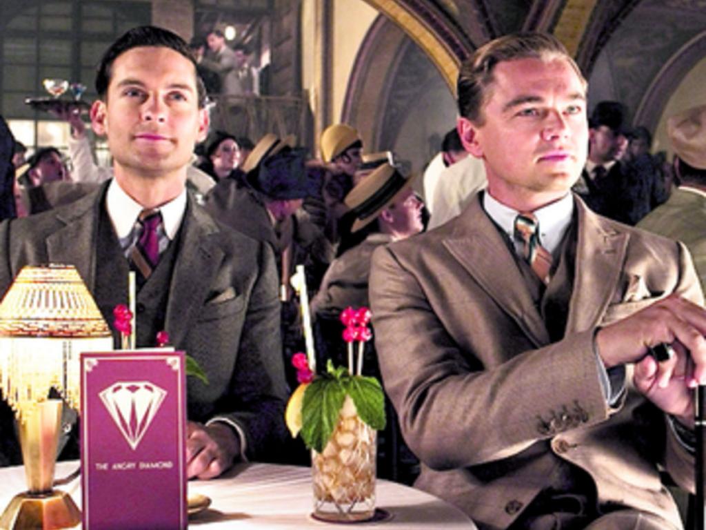 El escritor Nick no pierde de vista a Jay Gatsby.(Archivo)