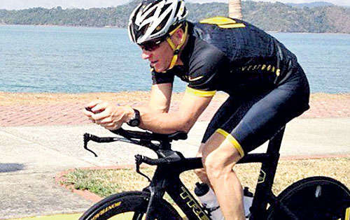 <p>Paseo. Ayer el ciclista dio una vuelta por Amador.</p>