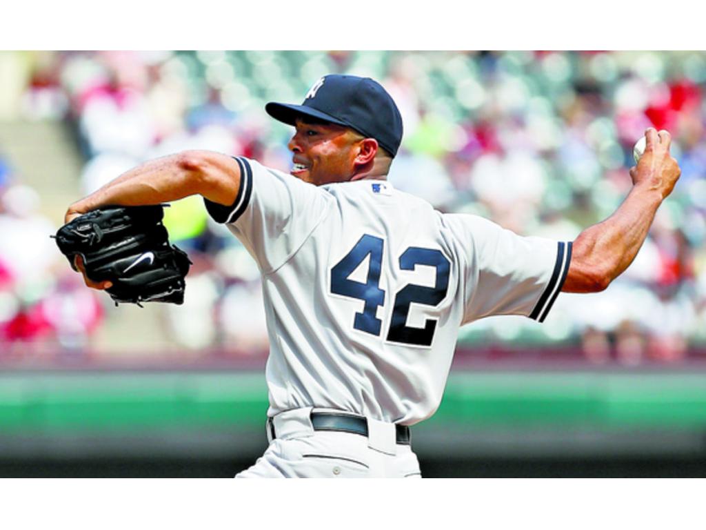 El cerrador panameño Mariano Rivera se lesionó el año pasado, por lo que debió posponer sus planes de retiro hasta esta temporada.(AP)
