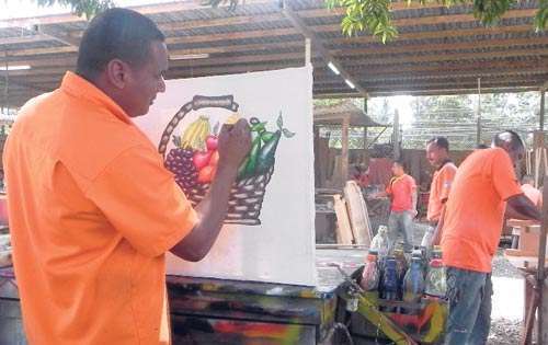 <p>Trabajo. Utiliza el tiempo para pintar.</p>