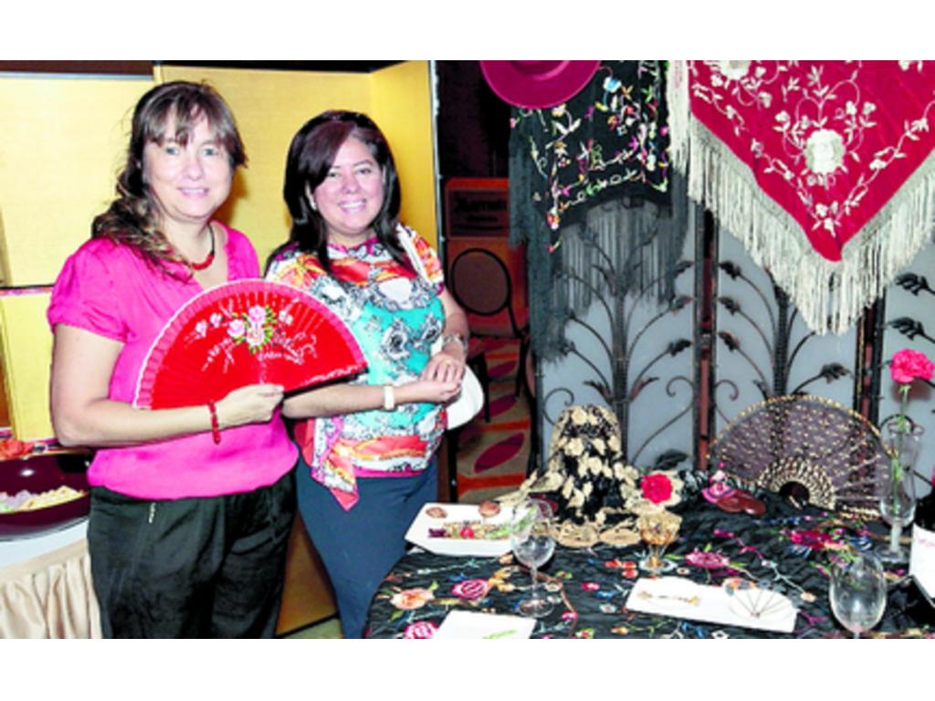 5. Margarita Ventosa y Julissa Candanedo.