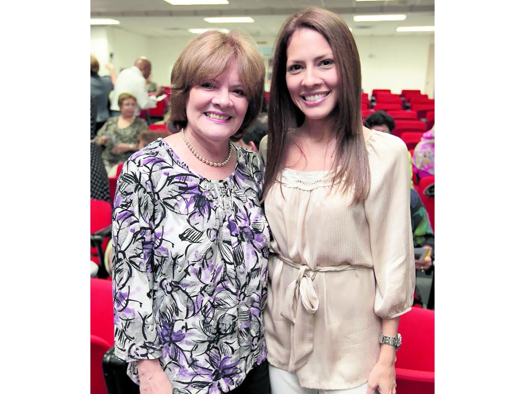 Joann de Cambra y Ana Carolina Cambra.()