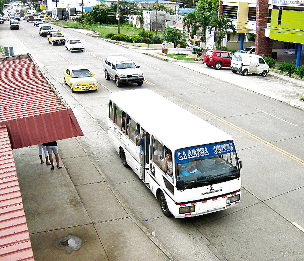 Unidades. Una sola ruta tiene 36 autobuses.(ZENAIDA VÁSQUEZ)
