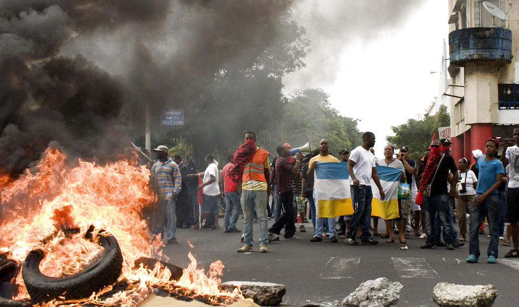 Las manifestación en la costa atlántica no se han detenido. Foto/AP<br>