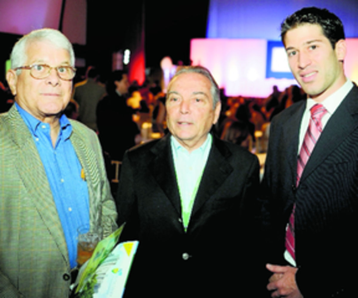 3. Félix Carles, David Betesh y David Dabah.