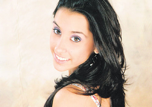 <p>Participará en el Festival de Debutantes 2011 este 2 de julio. Es hija del hogar formado por el señor Carlos Antonio Orillac Arias y la respetada señora Rita Inés Orozco de Orillac. También es bisnieta de la distinguida Dama Guadalupana doña Eyda Navar