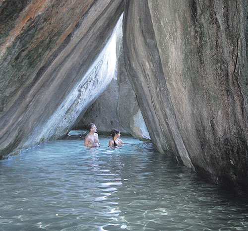 <p>The Baths (Virgin Gorda).</p>