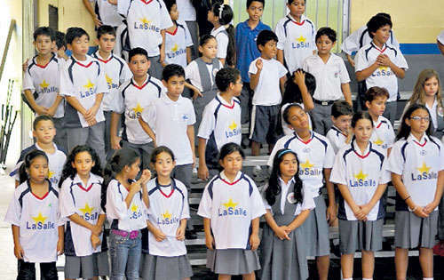 <p>Pininos. Los pequeños deportistas de De La Salle.</p>