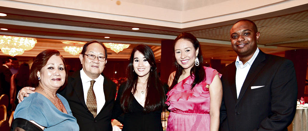 Gloria de Chen, Bolívar Chen, Alexandra Chen, Lisseth Lee y Omar Rodríguez.()