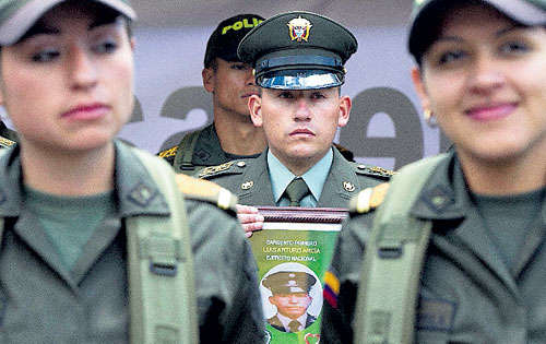 <p>Confianza. La Policía también recuerda a sus compañeros secuestrados por las FARC.</p>