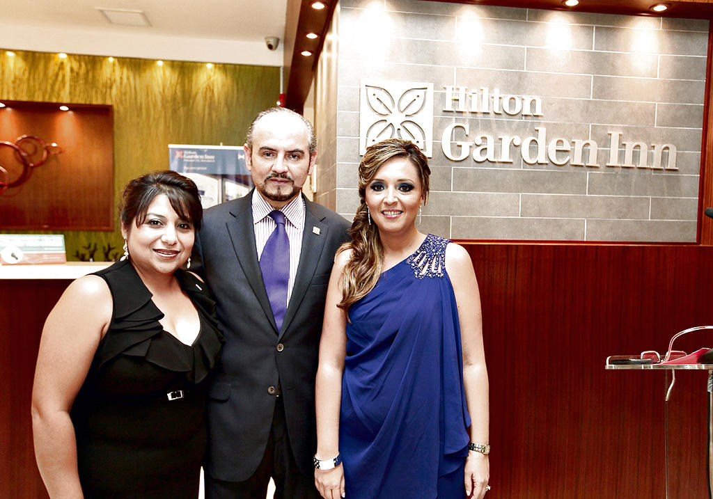 Estela Esquivias, Diego Uribe y Lina Tamayo.(<Abel Rodríguez)