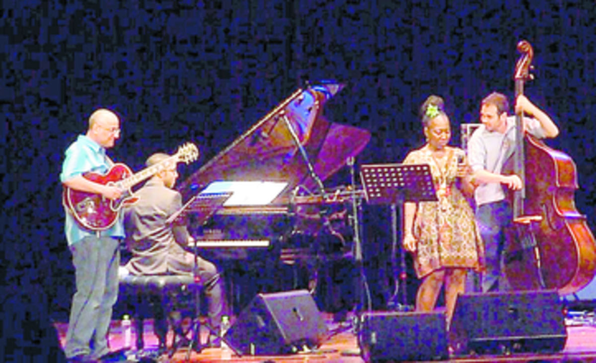 La cantante Nedelka Prescod durante su lucida presentación. ( Rosalina Orocú Mojica)
