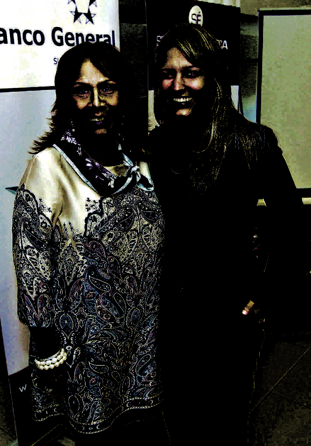 4. Catya Vargas y Jackie Souter.