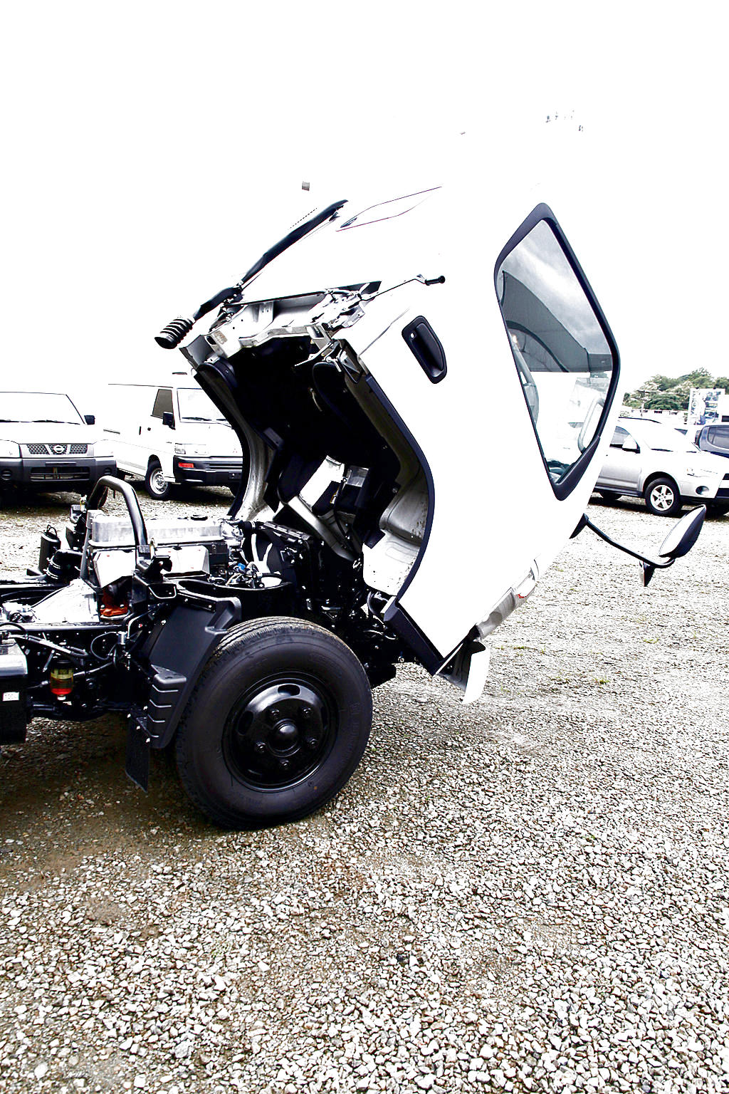 Mitsubishi Canter()