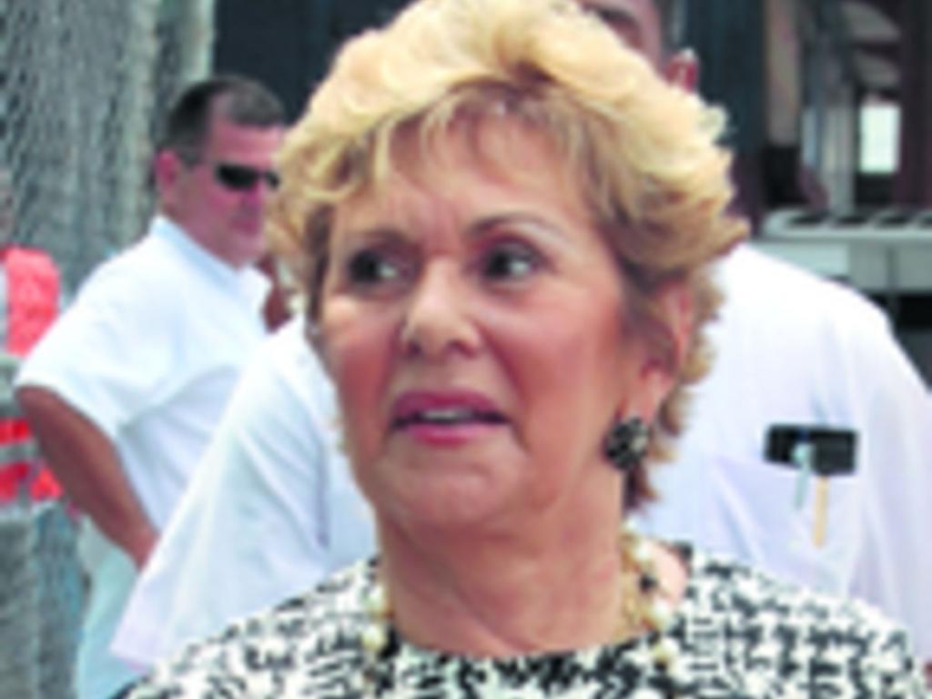 Anhelo. Este fue un sueño mío cuando entramos a la presidencia, íbamos a hacer un tren ligero, se discutió varias veces en Gabinete y hoy se ha hecho realidad este sueño de miles de panameños que tienen que levantarse a las 3:00 a.m. para llegar a las sie