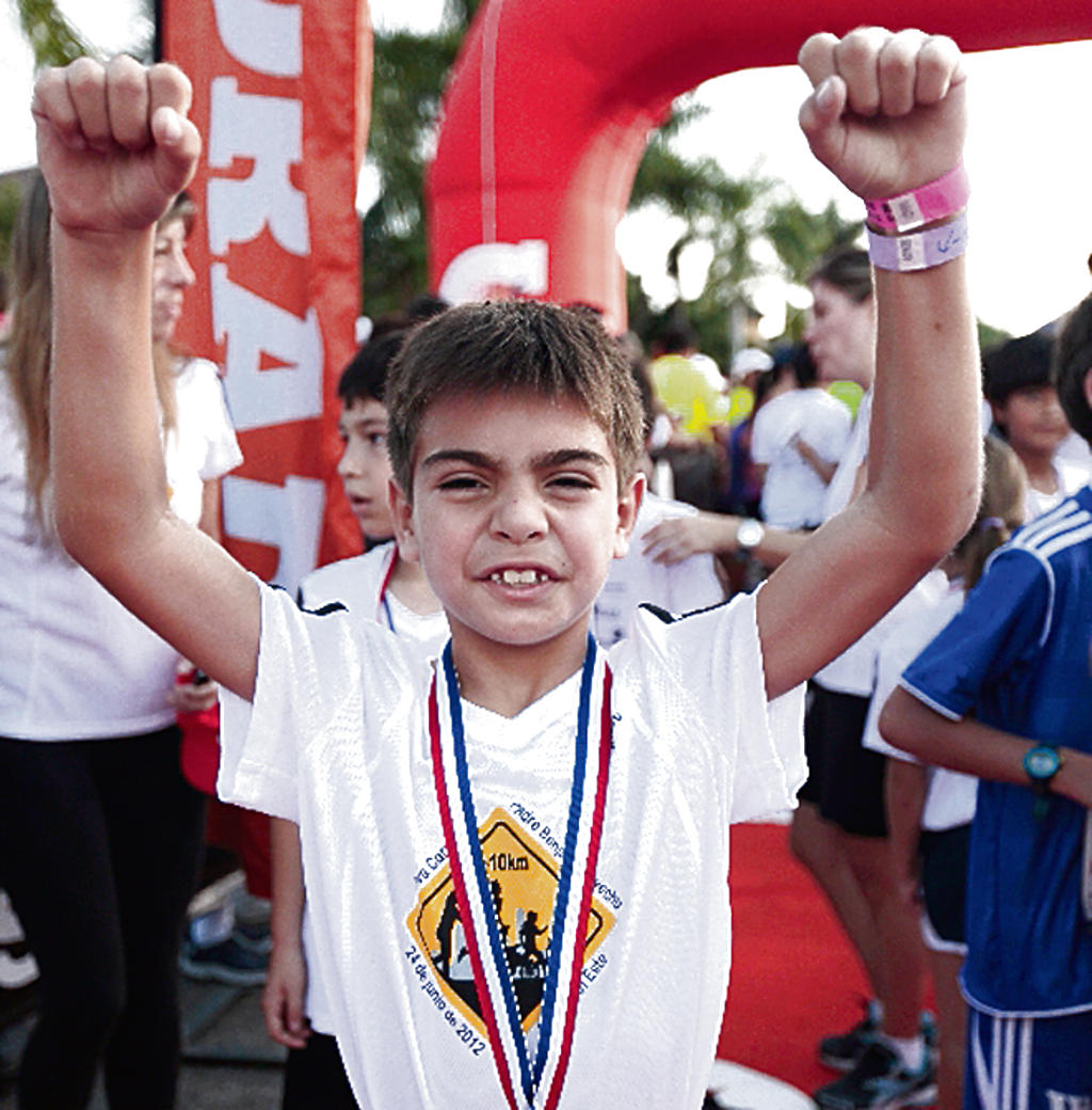 Felicidad. Vicente Mauchi es el campeón en la categoría infantil.(ANAYANSI GAMEZ )