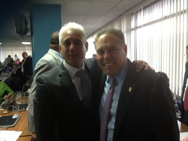 El diputado José Simpson Polo junto a Samuel Lewis. Foto/Cortesía <br><br>
