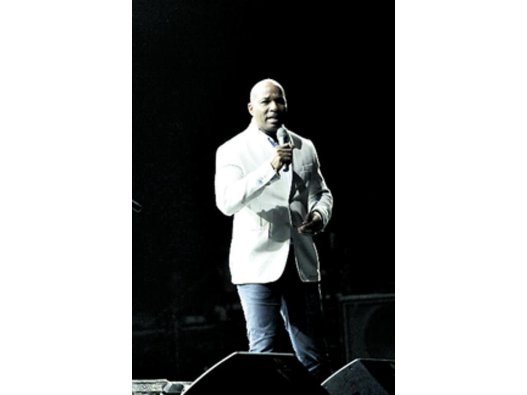 El pastor Gerald Cumberbatch.