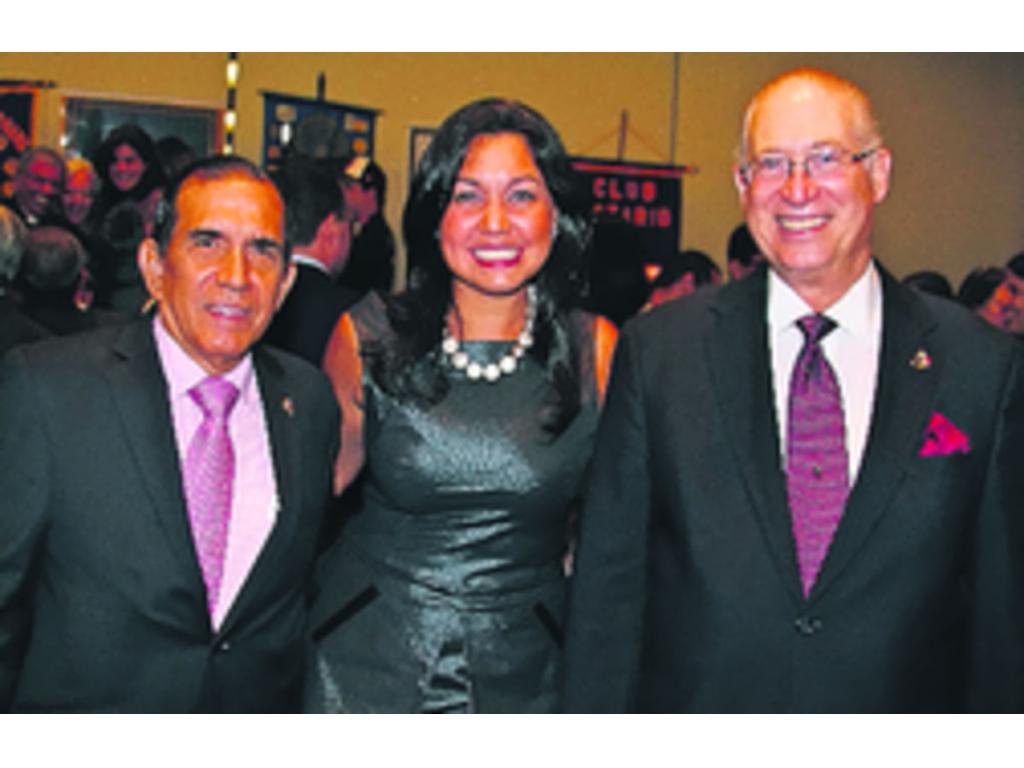 3. Ana Gabriela Gómez, Alberto Bissot, Ana Isabella Bissot.