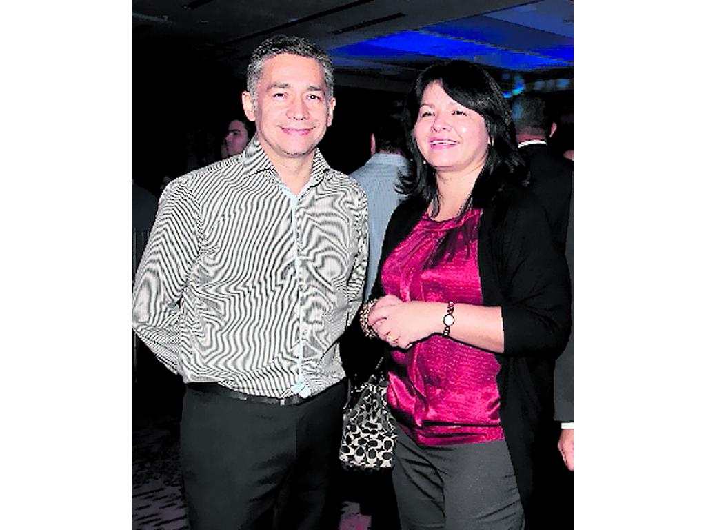 Armando Rondon y Aneth Arosemena.()