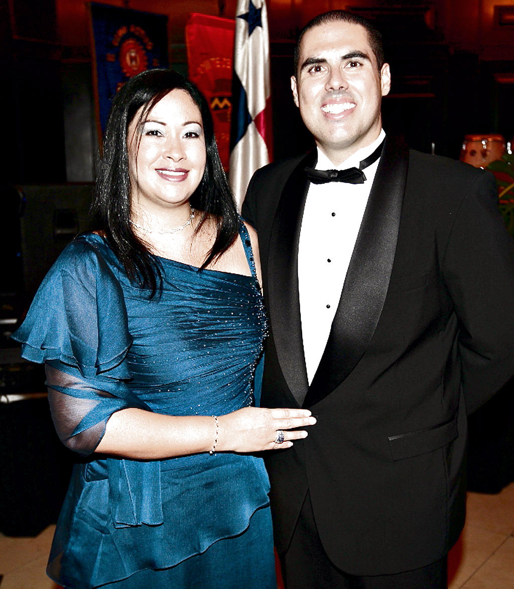 Janina Sieiro y Gerardo Alvarado.()
