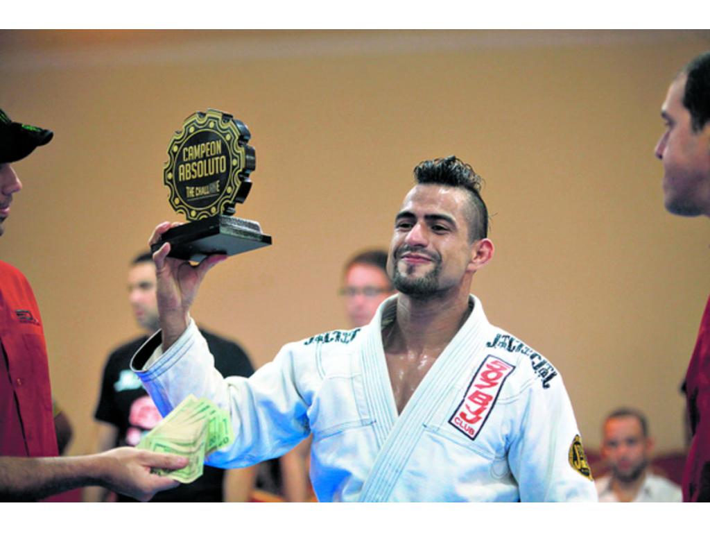 La competencia de jiu-jitsu brasileño The Challenge se realizó ante un número considerable de fanáticos de esta disciplina, que va en ascenso en nuestro país.()